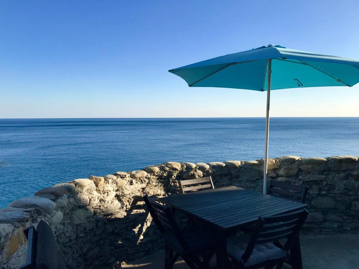 La Marina Tower Apartment With Private Sea View Terrace فيرناتْسا المظهر الخارجي الصورة